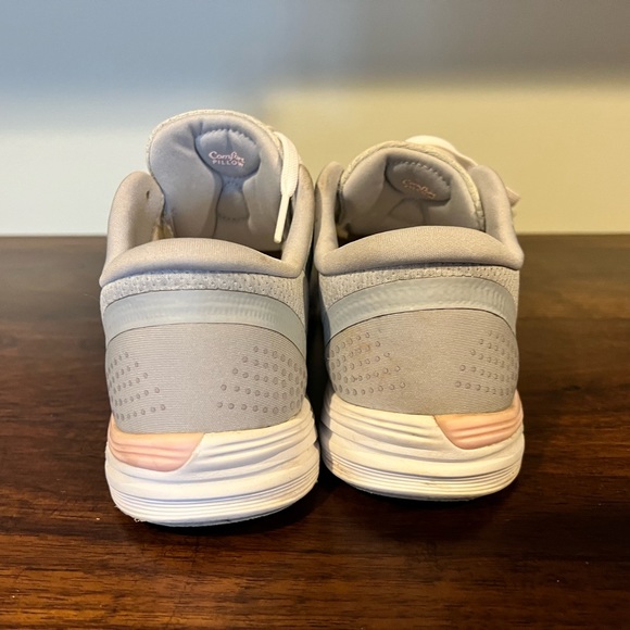 New Balance 711 Sneakers - Picture 2 of 6